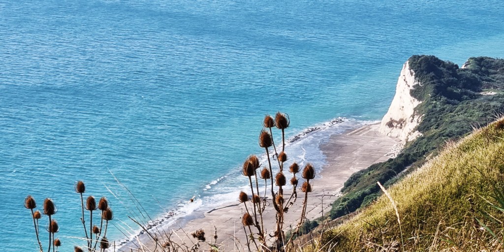 North Downs Way: Etchinghill to&nbsp;Dover