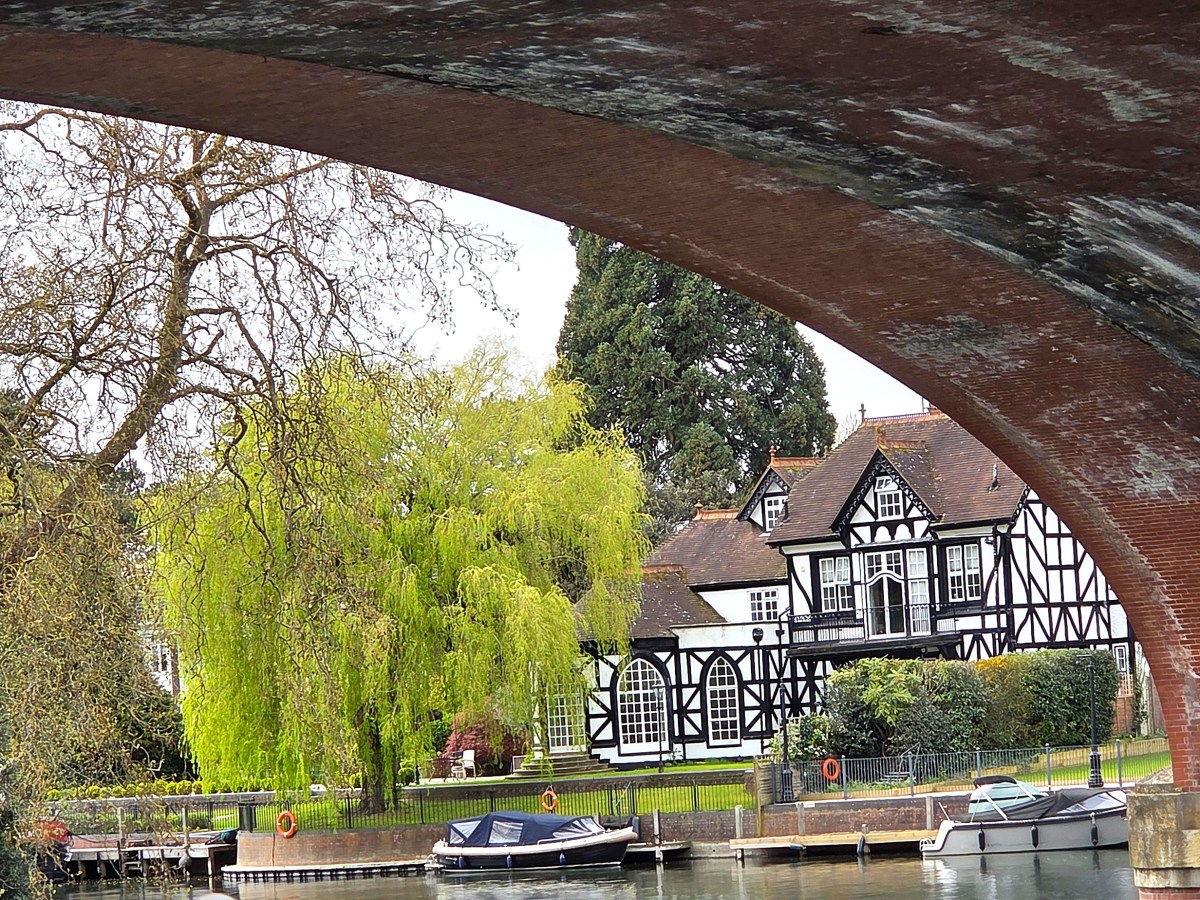 Thames Path: Maidenhead to&nbsp;Datchet